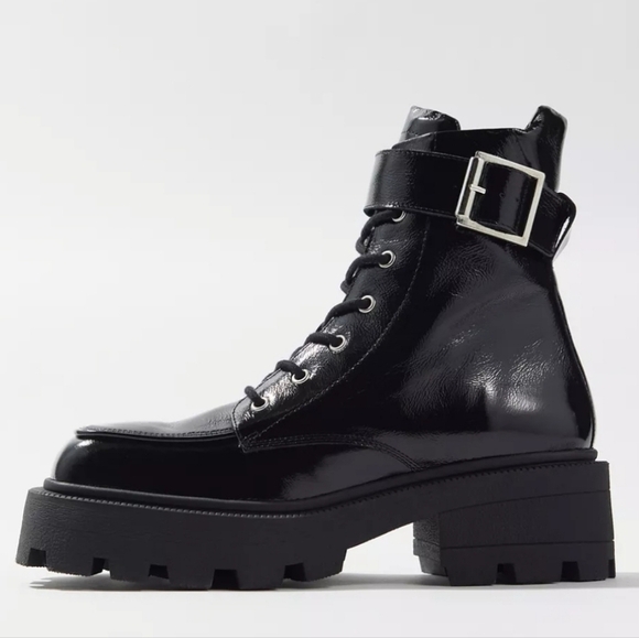 Urban Outfitters Cooperative Tania Buckled Combat Boots in Black Leather NWT - Picture 2 of 10